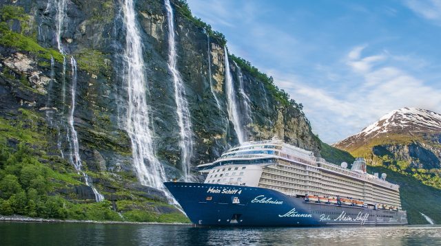 Mein Schiff 4