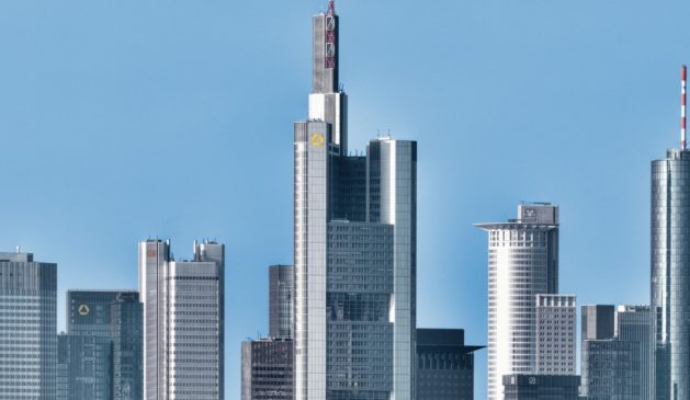 Die Commerzbank und die Frankfurter Skyline