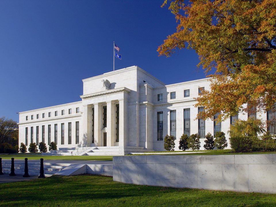 Hauptsitz der Fed Marriner S. Eccles Federal Reserve Board Building, Washington, D.C.