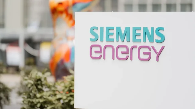 Der Siemens Energy Schriftzug