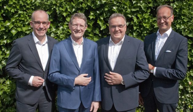 Aufsichtsrat und Vorstand der Volksbank Dortmund-Nordwest. Von links: Vorstand Dennis Jaschik, AR-Vorsitzender Reiner Pamp, stellvertretender AR-Vorsitzender Klaus-Dieter Jänicke, Vorstand Ralf Knappkötter.