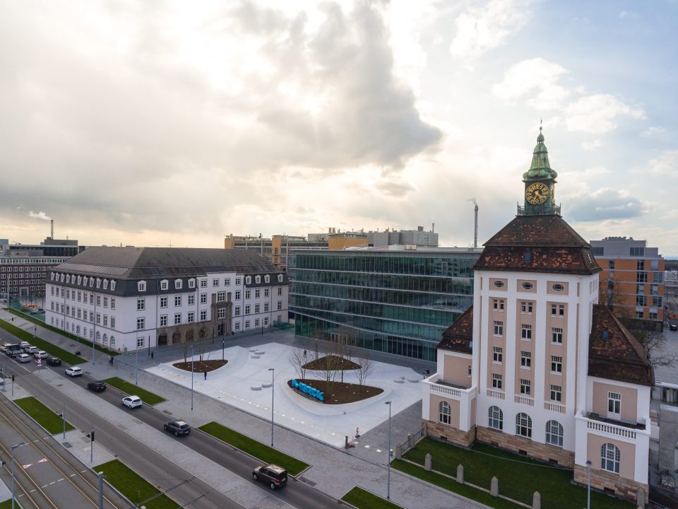 Merck Konzernzentrale aus der Vogel-Perspektive in Darmstadt, Deutschland