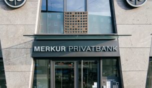 Merkur Privatbank hält Kurs