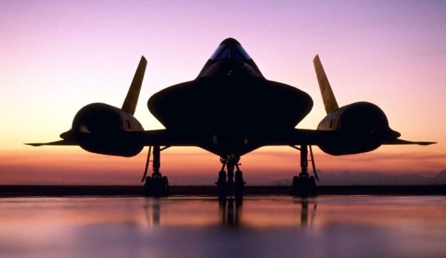 SR-71 Blackbird im Sonnenuntergang
