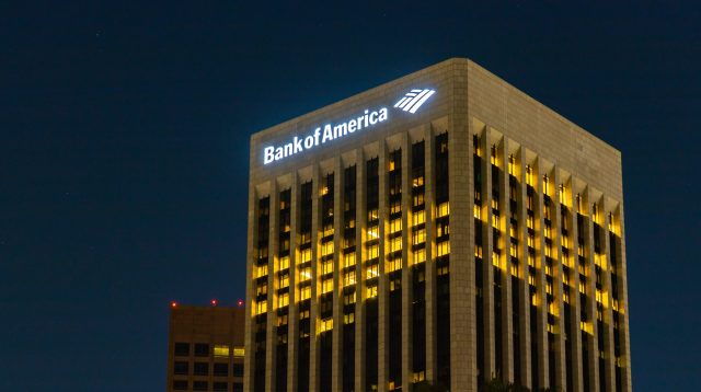 Bild der Bank of America in Los Angeles bei Nacht