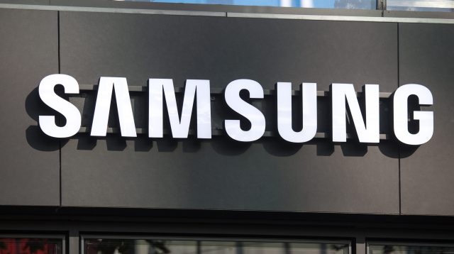 Das Samsung-Schild an einem Gebäude in Frankfurt am Main, Deutschland