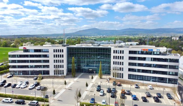 Verwaltungssitz der Raiffeisenbank im Hochtaunus in Bad Homburg vor der Höhe