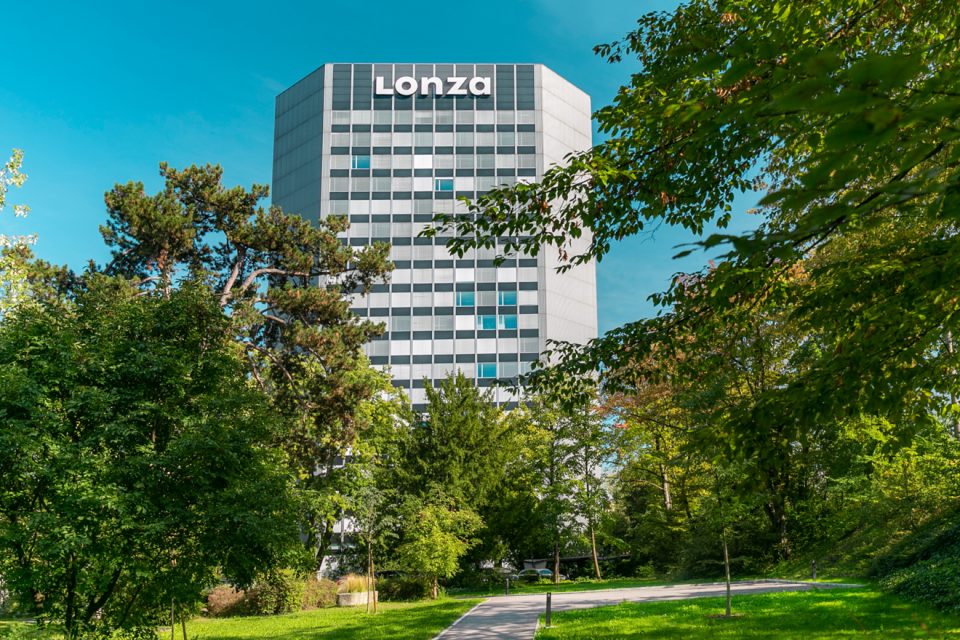 Der Lonza-Turm in Basel