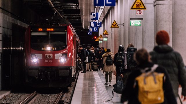 Funkwerk sorgt insbesondere im öffentlichen Nahverkehr für Anzeigen und Kommunikation