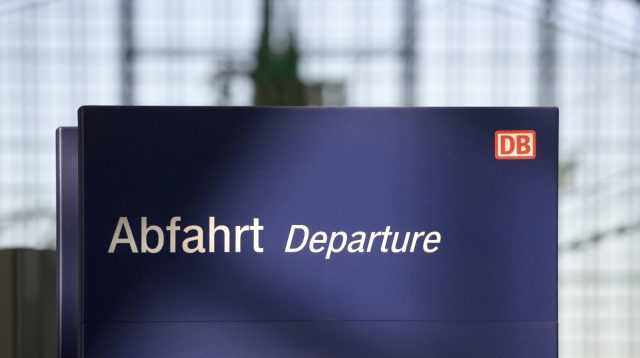 Das Pünktlichkeitsproblem bleibt für Bahn-Chef Richard Lutz.