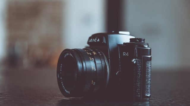 Leica R4