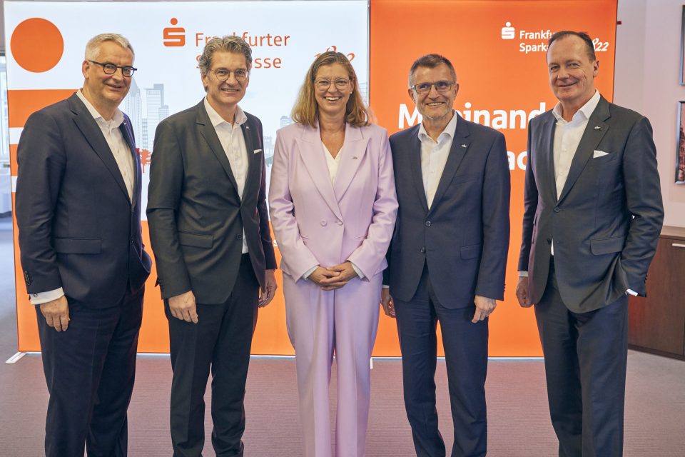 Der Vorstand der Frankfurter Sparkasse (v.l.): Sven Matthiesen, Ingo Wiedemeier (Vorsitzender), Andrea Kilian (designiert), Michael Westphalen, Arne Weick