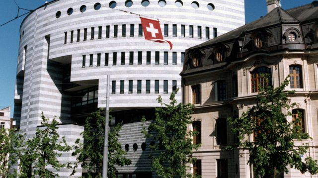 Die Bank für Internationalen Zahlungsausgleich (Bank for International Settlements) in Basel, Schweiz