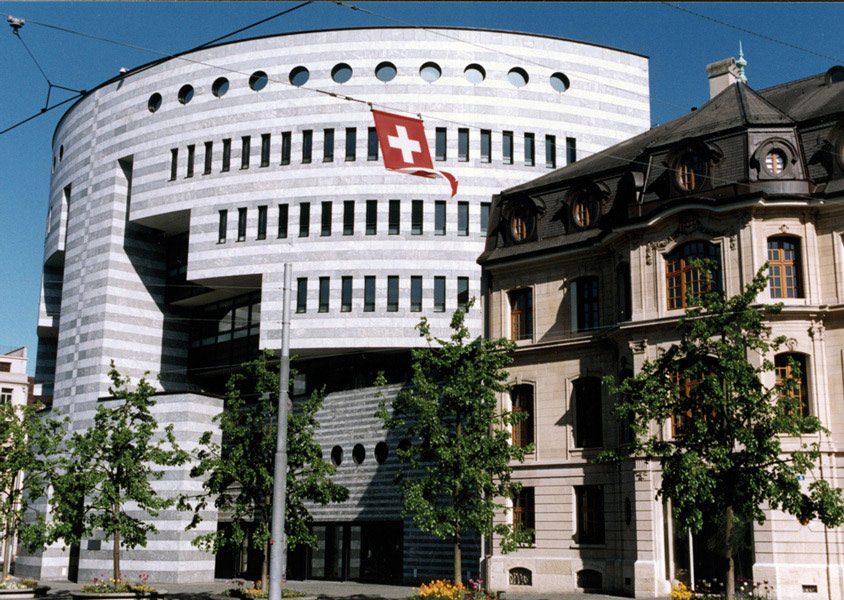 Die Bank für Internationalen Zahlungsausgleich (Bank for International Settlements) in Basel, Schweiz