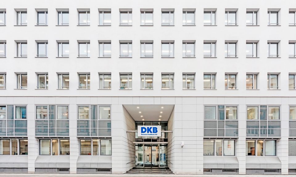 Die DKB-Zentrale in Berlin, Deutschland