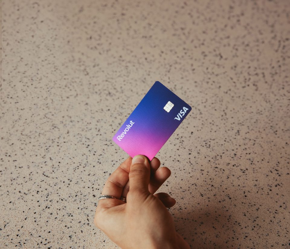 Revolut Kreditkarte mit Farbverlauf