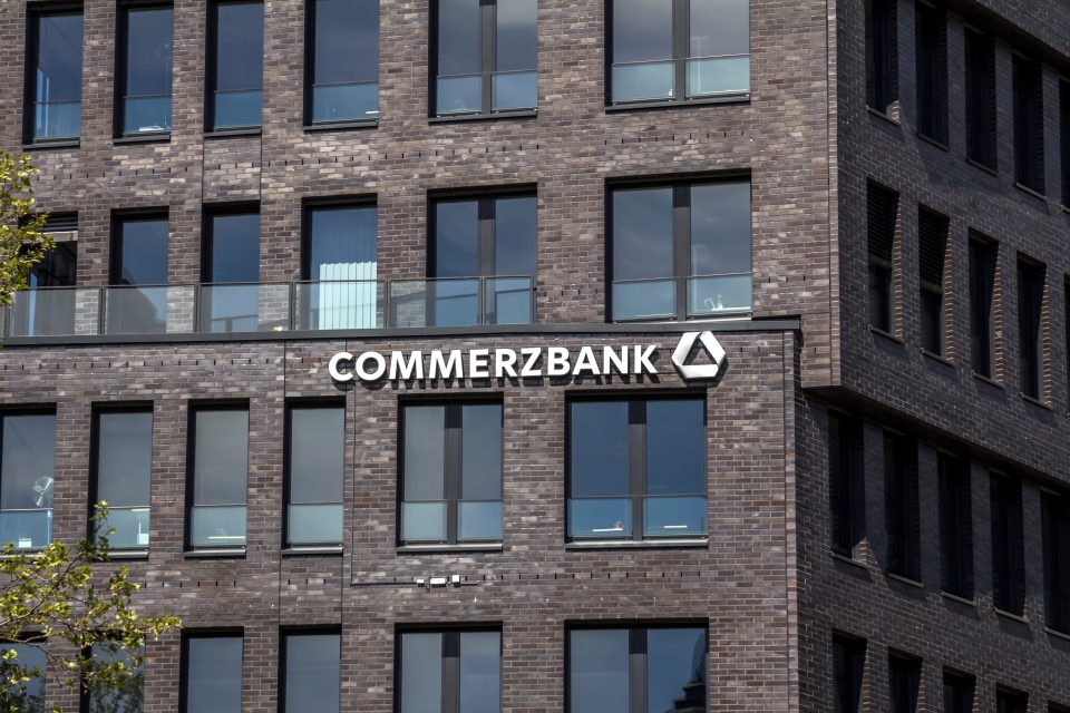 Commerzbank Logo in Hamburg