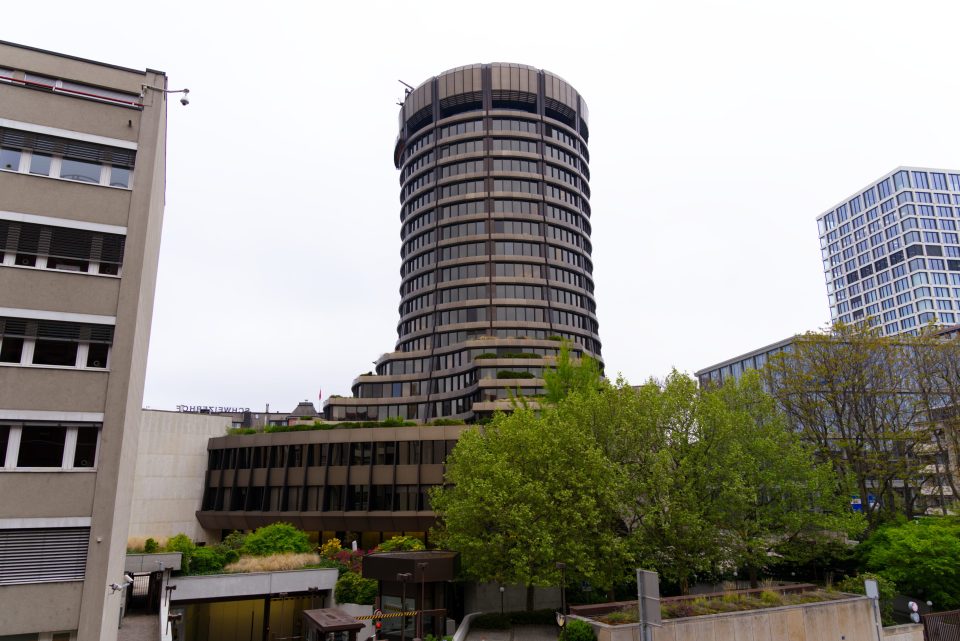 Der Basler Ausschuss für Bankenaufsicht wurde 1974 gegründet. Er hat seinen Sitz an der Bank für Internationalen Zahlungsausgleich (Foto)