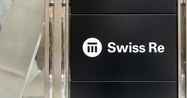 Swiss Re-Logo an einem kanadischen Standort