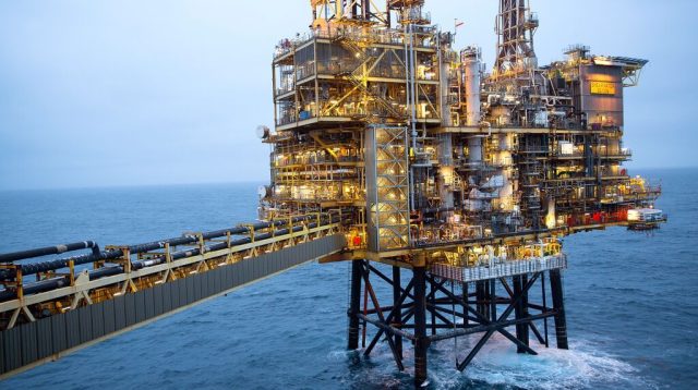 Offshore.Plattformen in der Nordsee - eines der früheren Hauptgeschäfte von Shell