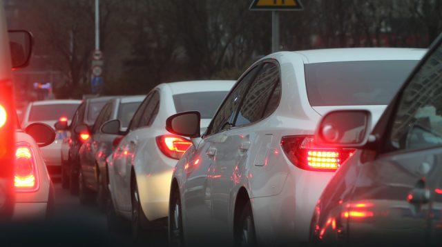 Bundesumweltministerin Svenja Schulze verspricht eine sozialverträgliche Lösung für ihre Steuer.